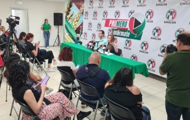 HACE UN LLAMADO EL PRI SINALOA A PADRES DE FAMILIA A QUE SE SUMEN AL AMPARO COLECTIVO CONTRA LOS LIBROS DE...