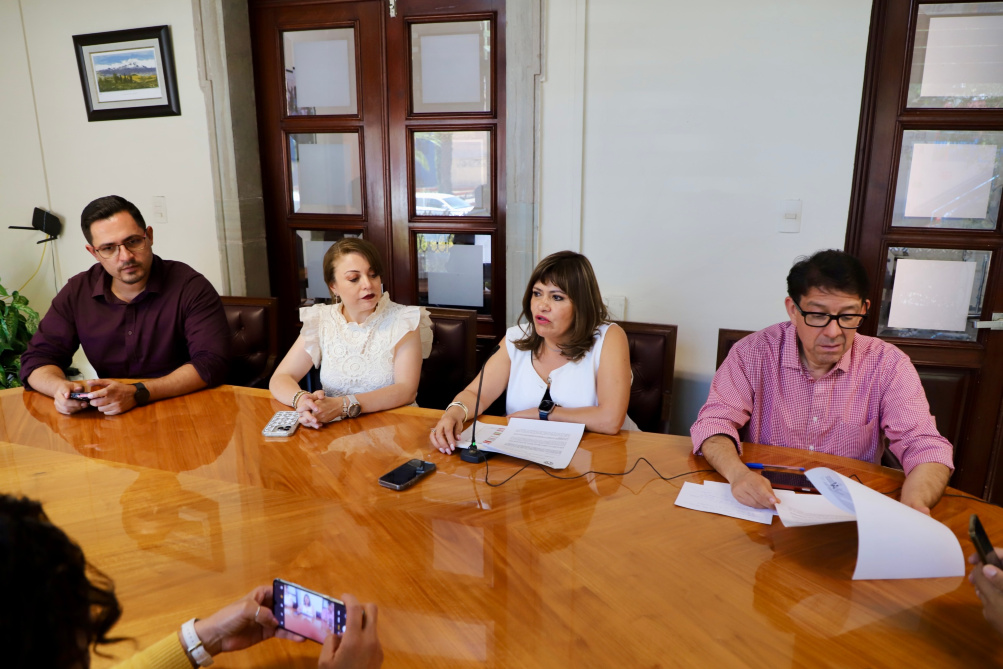 LAS MUJERES PRIORIDAD Y PILAR DEL PRI