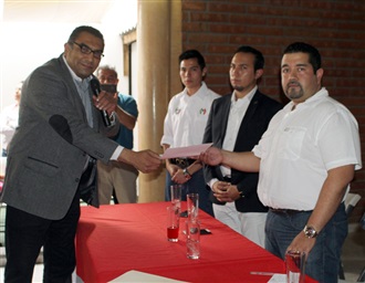 ASUME OSWALDO PONCE GRANADOS DIRIGENCIA DEL PRI EN ROMITA