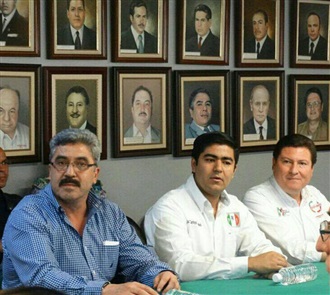 TOMA PROTESTA CARLOS TRINIDAD COMO SECRETARIO GENERAL DE LA CNOP DEL MUNICIPIO DE ZACATECAS