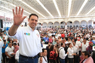 FIRMA TELLO SU CONTRATO CON LA EDUCACIÓN, GARANTIZA CERTEZA LABORAL A TODOS LOS MAESTROS