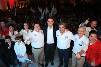 TRIUNFO CONTUNDENTE DE TELLO