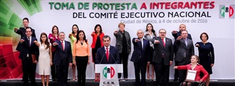 ENRIQUE OCHOA TOMA PROTESTA A NUEVOS INTEGRANTES DEL CEN