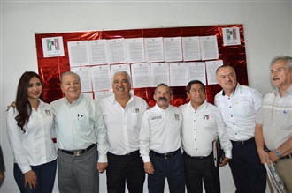 EMITIÒ PRI CONVOCATORIA PARA LA SELECCIÒN Y POSTULACION DEL CANDIDATO A GOBERNADOR DE NAYARIT