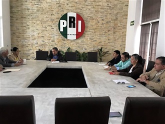 RETIRAN PLANTÓN EN CEN DEL PRI; CONFÍAN EN ERUVIEL ÁVILA