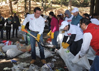 MIKEL PLANTEA A VECINOS DEL AJUSCO TERMINAR CON TALA, ASENTAMIENTOS IRREGULARES Y TIRADEROS DE BASURA