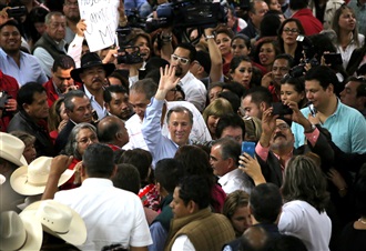 TURISMO POLÍTICO NO SIGNIFICA COMPROMISO CON MÉXICO: JOSÉ ANTONIO MEADE