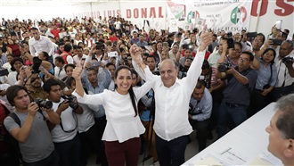 JORGE GONZÁLEZ ILESCAS Y MARIANA NASSAR PIÑEYRO ASUMEN DIRIGENCIA DEL PRI OAXACA