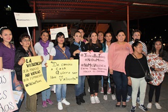 MUJERES CAMINAN UNIDAS EN ALCALDÍA BENITO JUÁREZ, PARA VISIBILIZAR ACOSO Y VIOLENCIA EN SU CONTRA