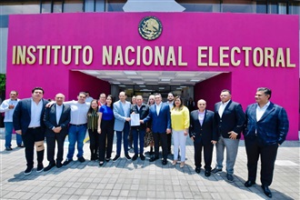 ALEJANDRO MORENO CELEBRA LA DECISIÓN DEL INE DE APROBAR EL REGISTRO DEL FRENTE AMPLIO POR MÉXICO