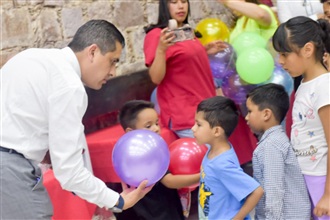 FESTEJA EL PRI A NIÑAS Y NIÑOS, HIJOS DEL PERSONAL ADMINISTRATIVO Y DE APOYO DEL COMITÉ ESTATAL