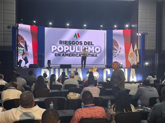 GOBIERNOS POPULISTAS PROMETEN MUCHO Y RESUELVEN POCO: ALEJANDRO MORENO