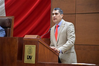 PIDE CARLOS PEÑA QUE DEMANDAS MAGISTERIALES NO SE POLITICEN