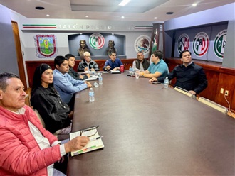 PIDE CARLOS PEÑA A TITULARES DE SECTORES, ORGANIZACIONES ADHERENTES Y REGIDORES, IMPULSAR EL CAMBIO