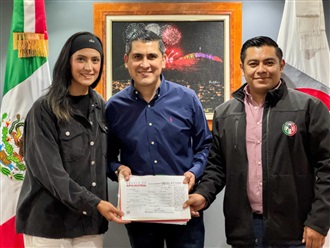 ENTREGAN DIRIGENTES DEL PRI.MX CIEN NUEVAS AFILIACIONES A SU PARTIDO