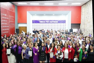 ENTREGAN RECONOCIMIENTOS DENOMINADOS “MUJERES QUE INSPIRAN”