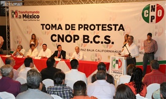 JESÚS FLORES ROMERO TOMÓ PROTESTA COMO NUEVO DIRIGENTE DE CNOP BCS