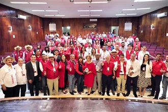 EN EL MARCO DE 96 AÑOS, PRI GUANAJUATO RECONOCE A MILITANTES width=